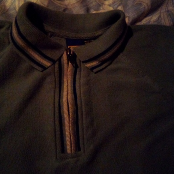 2 for 1! Boy's URIT quarter zip collared knit shirts, size M - Picture 9 of 9